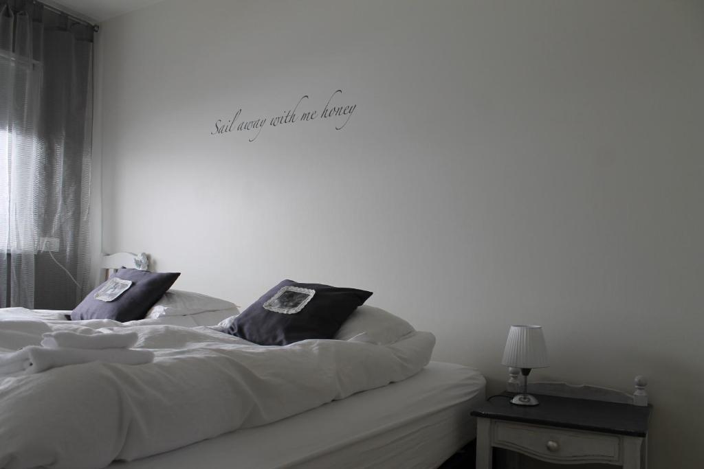 Skjaldarvik Guesthouse Akureyri Bilik gambar